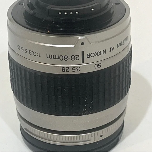 Nikon AF Nikkor 28-80mm F/3.3-5.6 G Zoom Silver Lens  Photo & Video